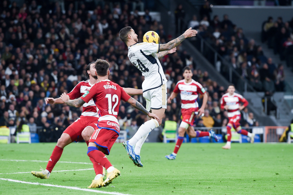 皇家马德里逼平格拉纳达竞技的简单介绍