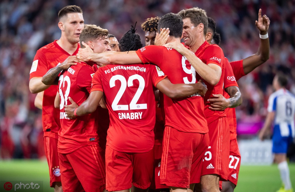 包含沙尔克战平对手,稳固积分榜位置的词条 包含沙尔克战平对手,稳固积分榜位置的词条