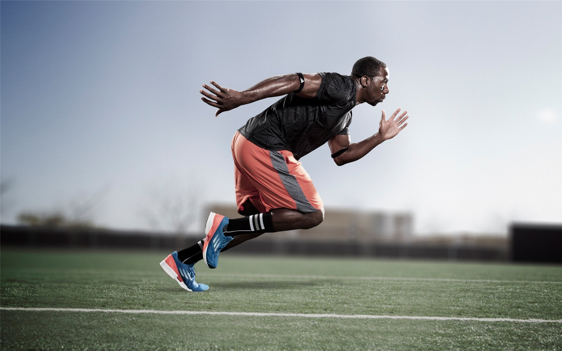 开云下载-奥运周期关键战之夜，克莱·汤普森的高光时刻