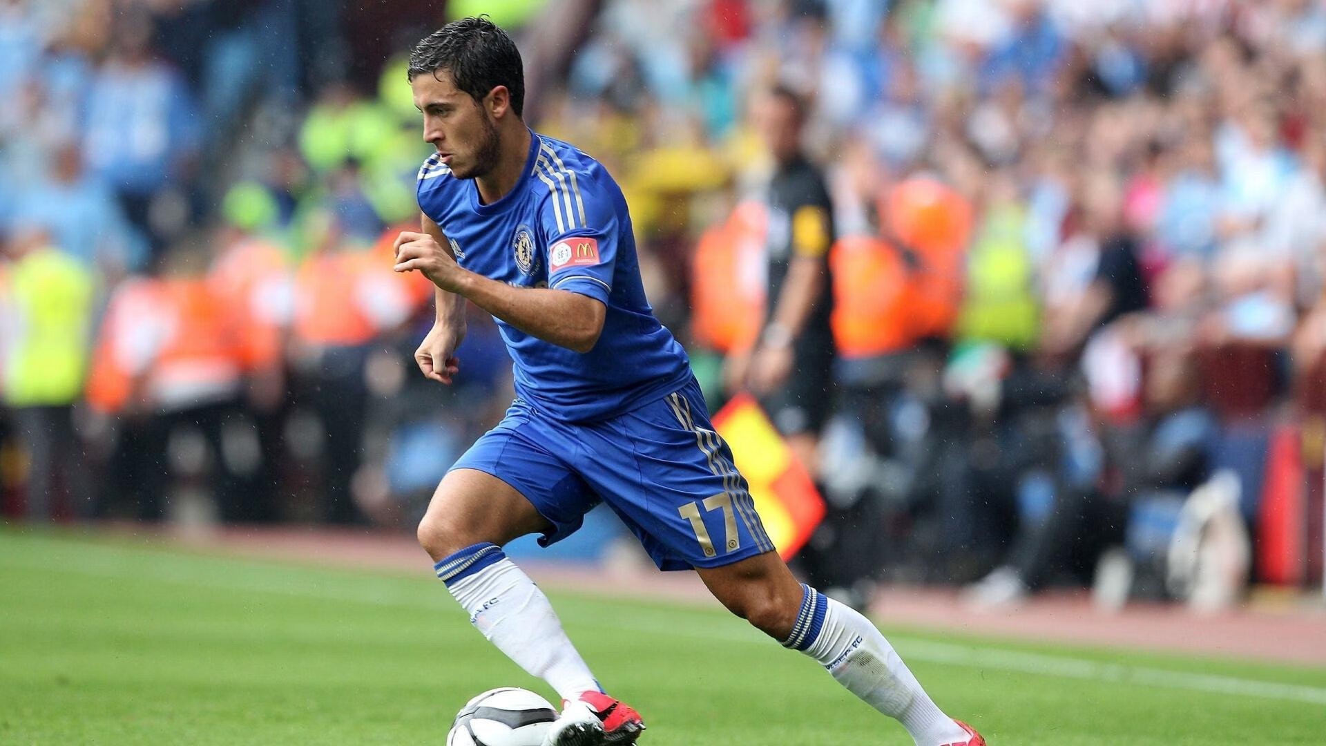 开云体育官网-欧冠半决赛之夜，卡塞米罗一记惊雷，照亮伯纳乌的战术星空