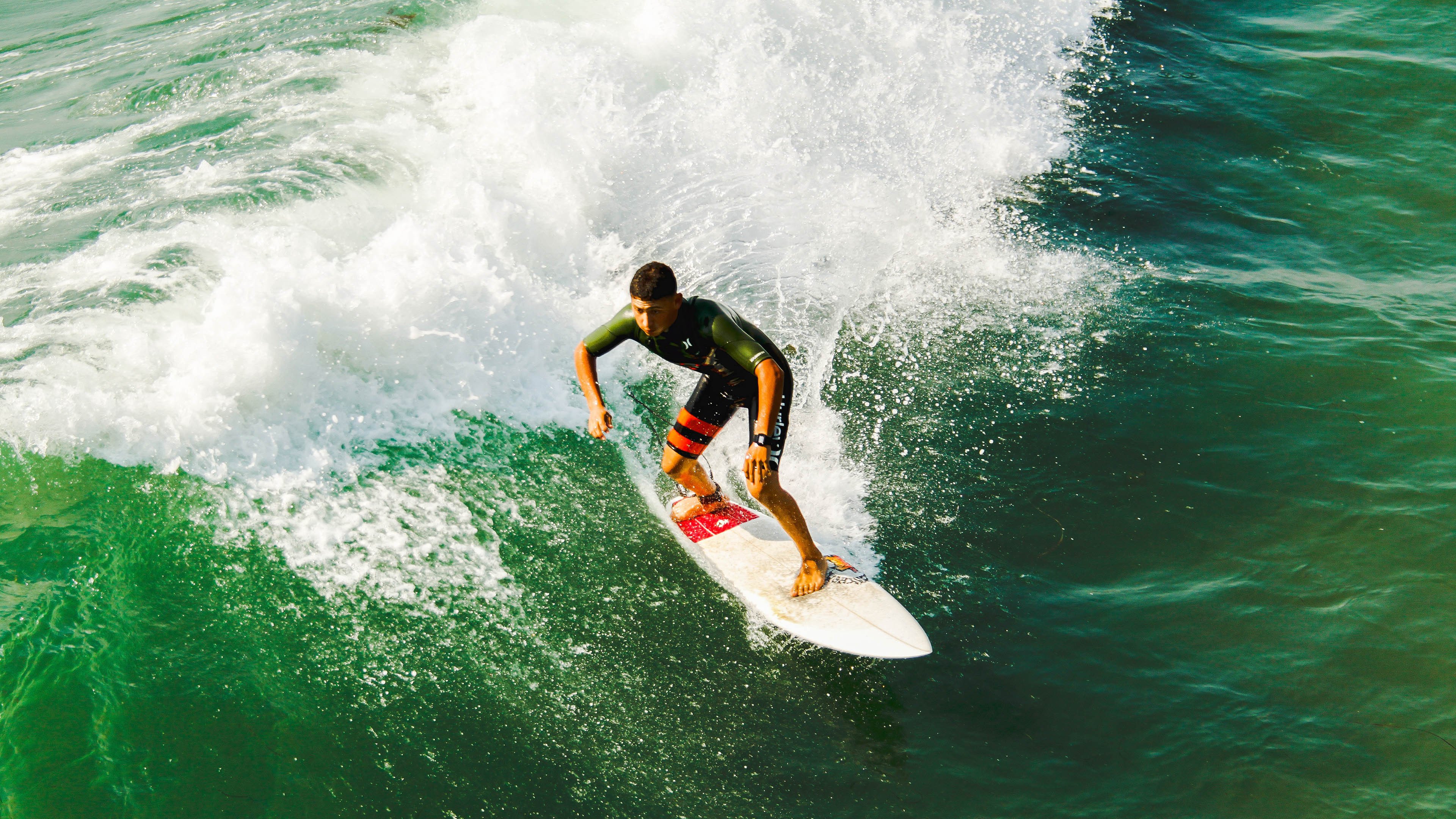 法拉利完胜威廉姆斯，拉塞尔扛起全队，孤胆英雄的悲壮战役